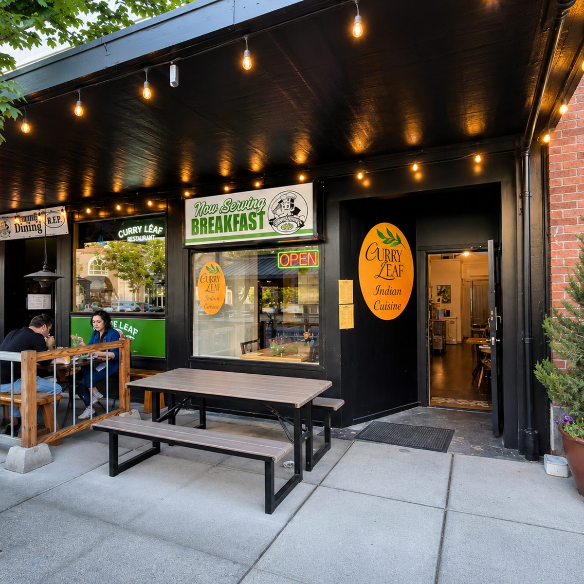 Welcome to Curry Leaf Restaurant