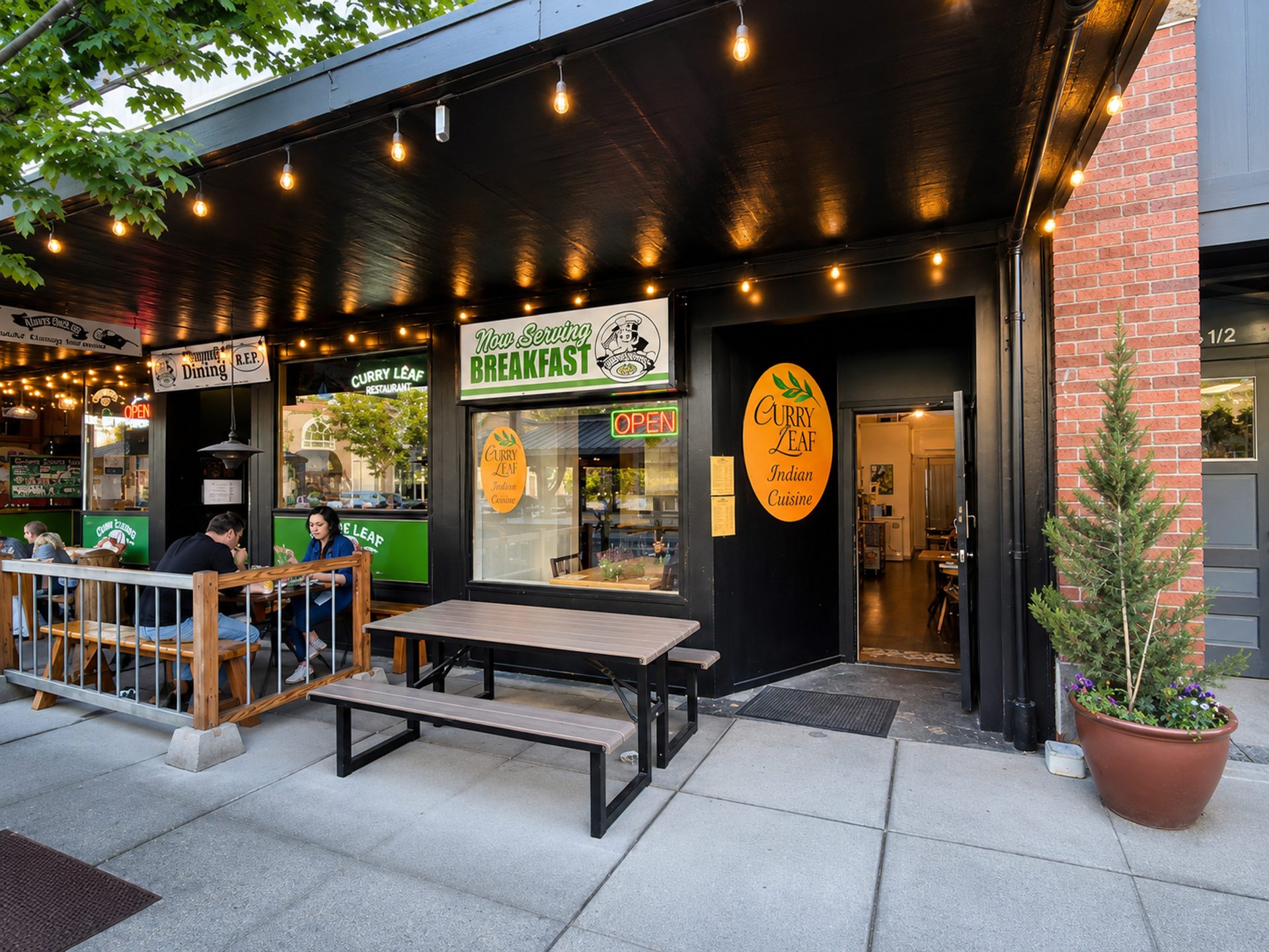 Welcome to Curry Leaf Restaurant